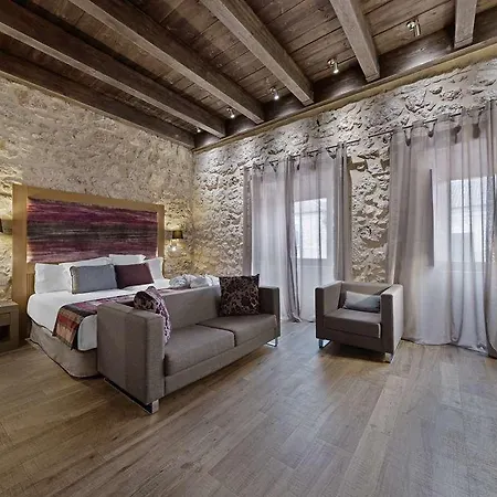מלון Castilla Termal Monasterio De Valbuena