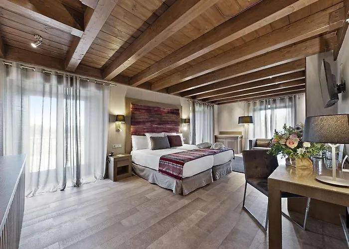 Castilla Termal Monasterio De Valbuena 酒店