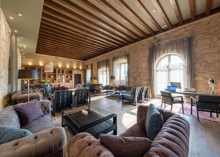 Castilla Termal Monasterio De Valbuena *